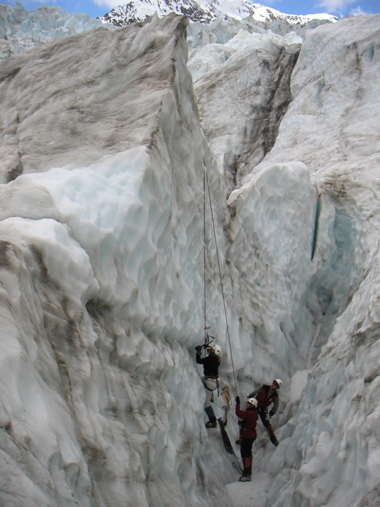 On the way down we passed some people learning how to ice-climb!  Looks like fun...