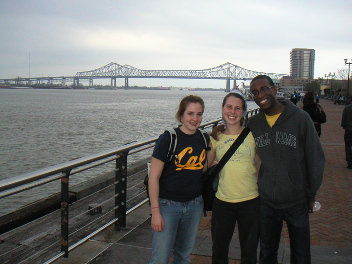 Sarah, Erin, and Joe (and I) walked down to the ol' Mississippi.