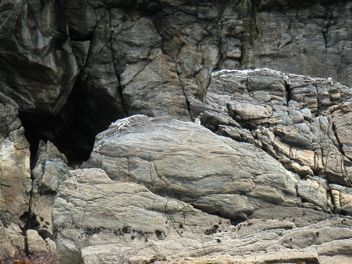 Can you find the yellow-crested penguin???  It is just to the right of center.  But this is also just a cool picture of the rocks.